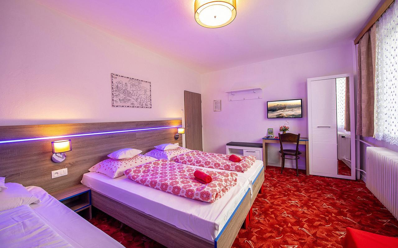 Guesthouse Cyprian Ždiar Eksteriør billede