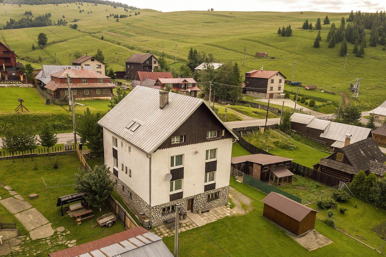 Guesthouse Cyprian Ždiar Eksteriør billede