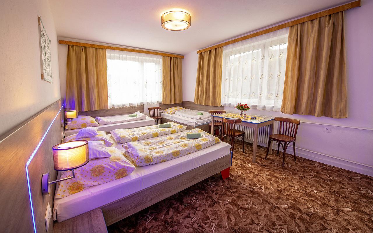 Guesthouse Cyprian Ždiar Eksteriør billede
