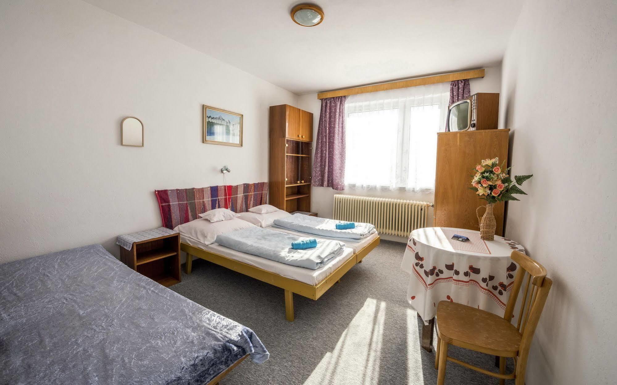 Guesthouse Cyprian Ždiar Eksteriør billede